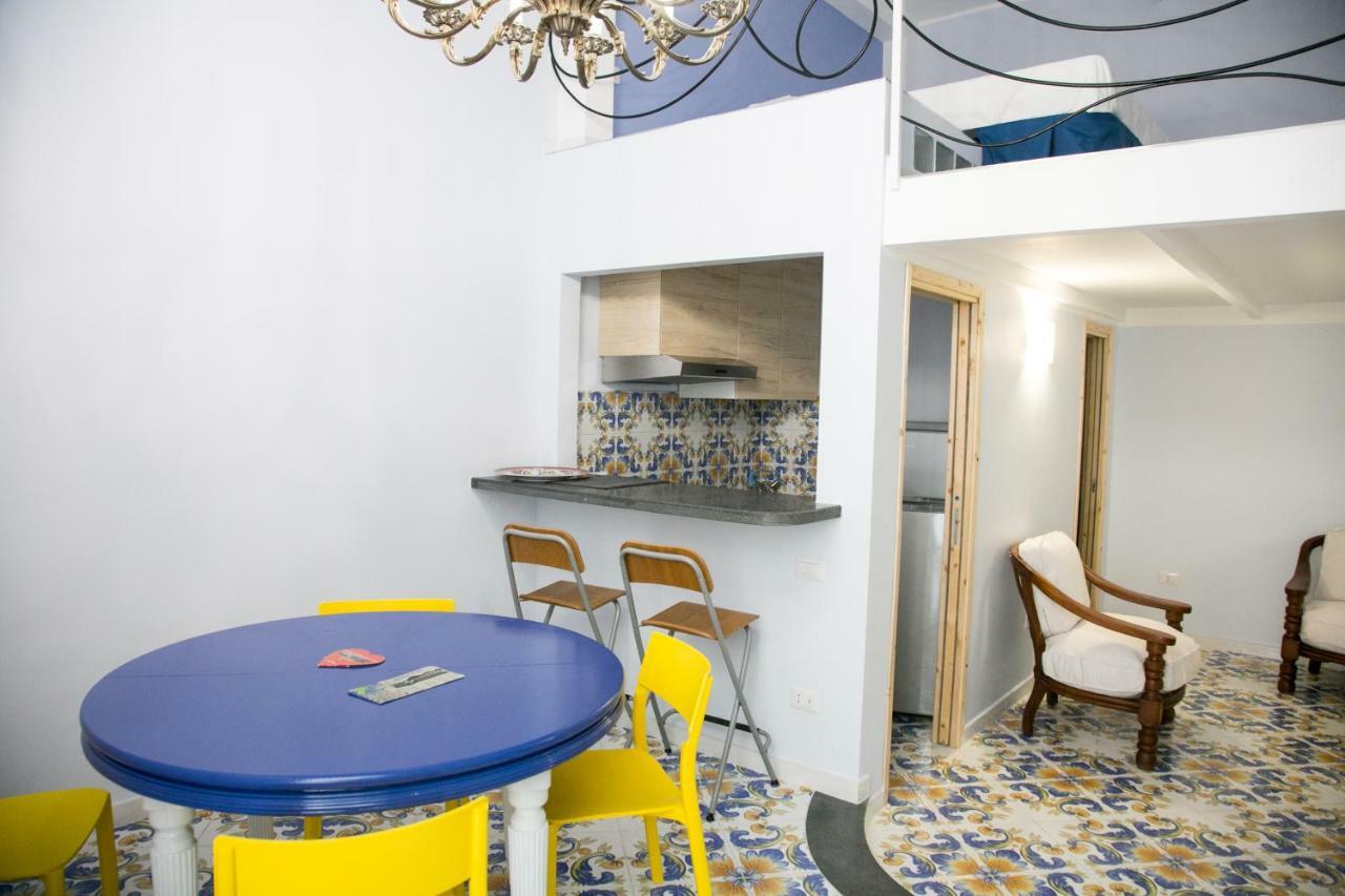 Casa Niccolo Leilighet Napoli Eksteriør bilde